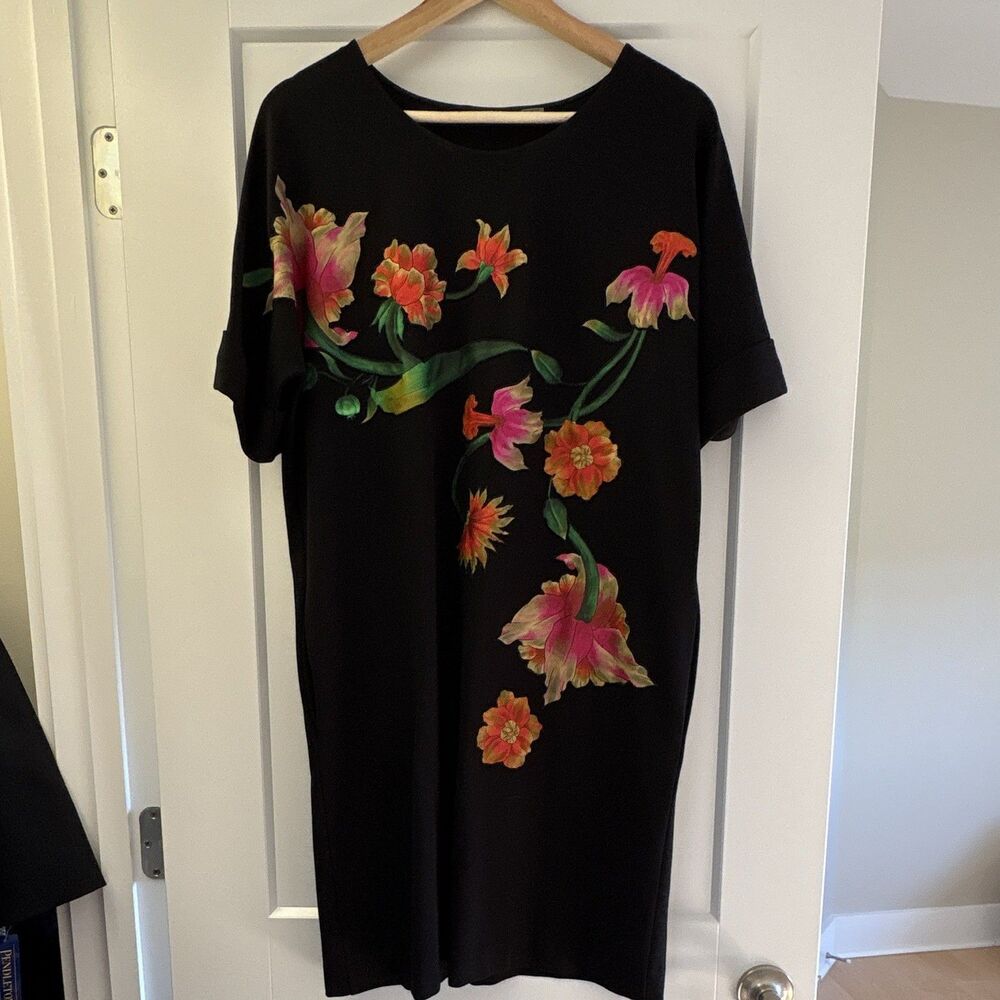 Natori Light Weight Ponte Floral Applique Black T-Shirt Mini Dress